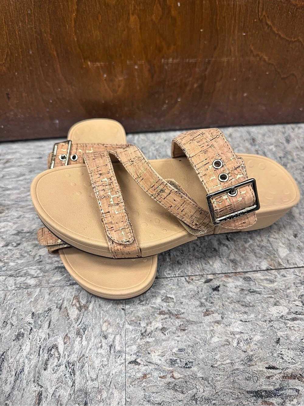 Vionic Riot Cork-Print Wedge Sandals Brown US 9